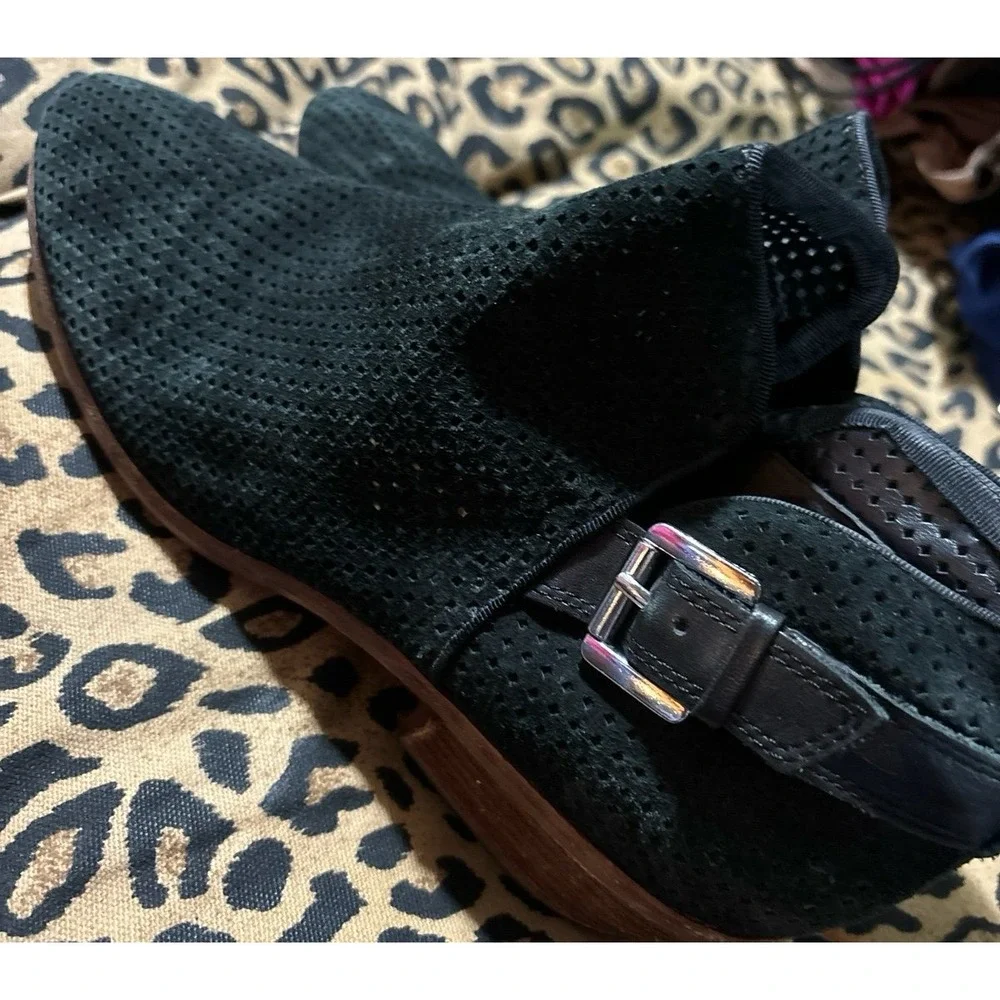 Sam‎ Edelman Paula Black Perforated Suede Low Heel Ankle Booties, 8.5